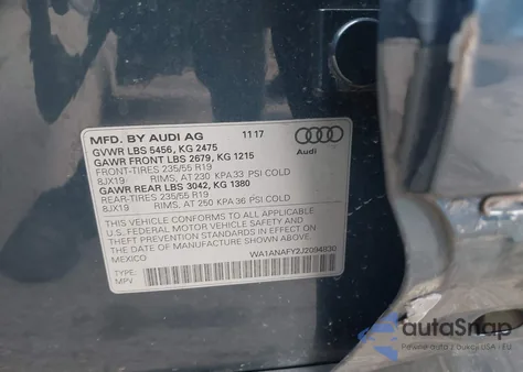 2018 Audi Q5 2.0T Premium/2.0T Tech Premium z USA, uszkodzony, nr VIN WA1ANAFY2J2094830